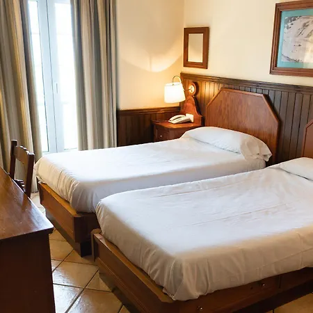 The Mountains Hotel 3*