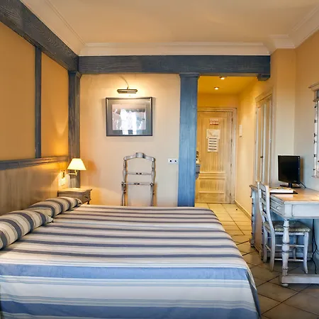 Hotel The Mountains 3*